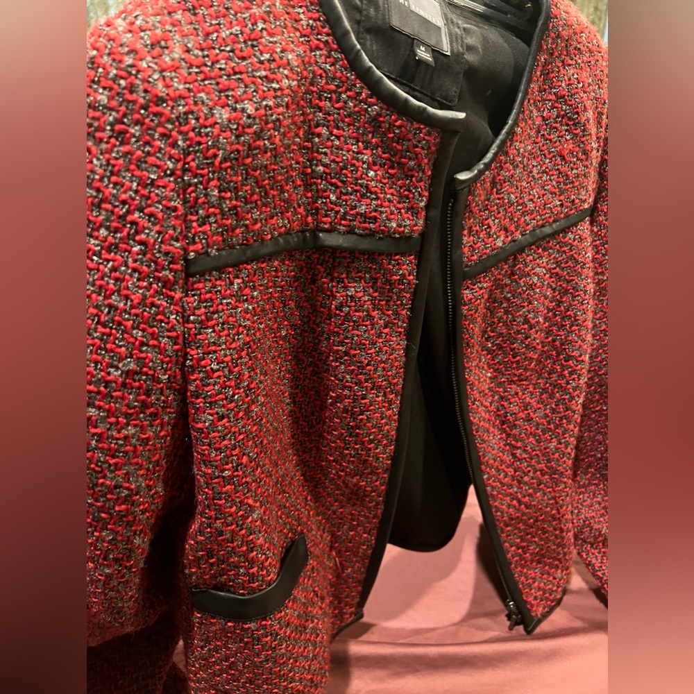 Like new The Limited Blazer Size Medium